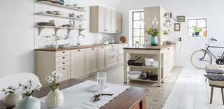 ambiente K Küchen- und Wohnstudio in PLauen | Landhaus-Küche